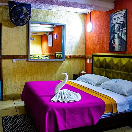 Azul Turquesa Hotel Cuernavaca Buitenkant foto